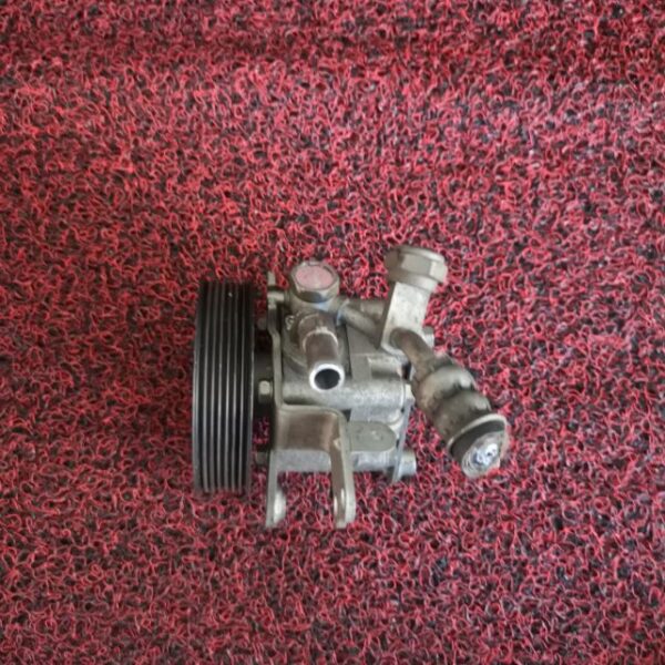 Power steering pump Nissan VQ25