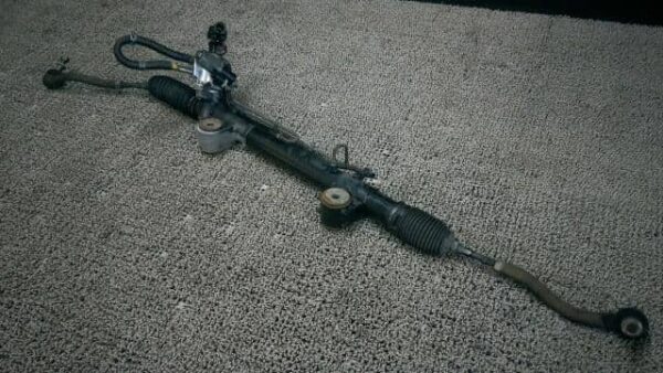 Steering rack Mitsubishi lancer fuga