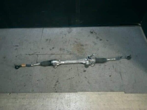 Steering rack Toyota fielder