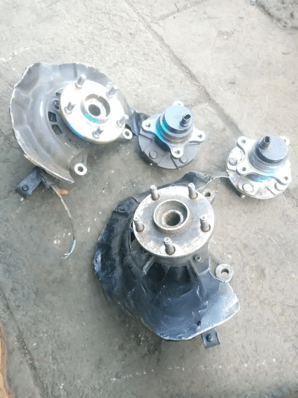 Toyota Mark X front hub