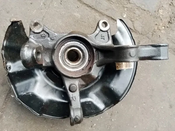 Front Hub Toyota Vanguard