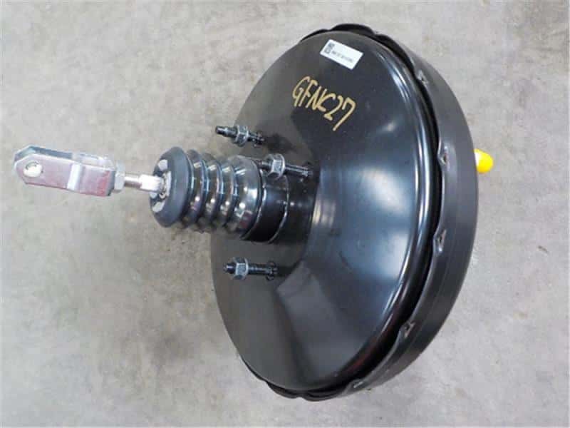 Complete Brake Booster Nissan Serena
