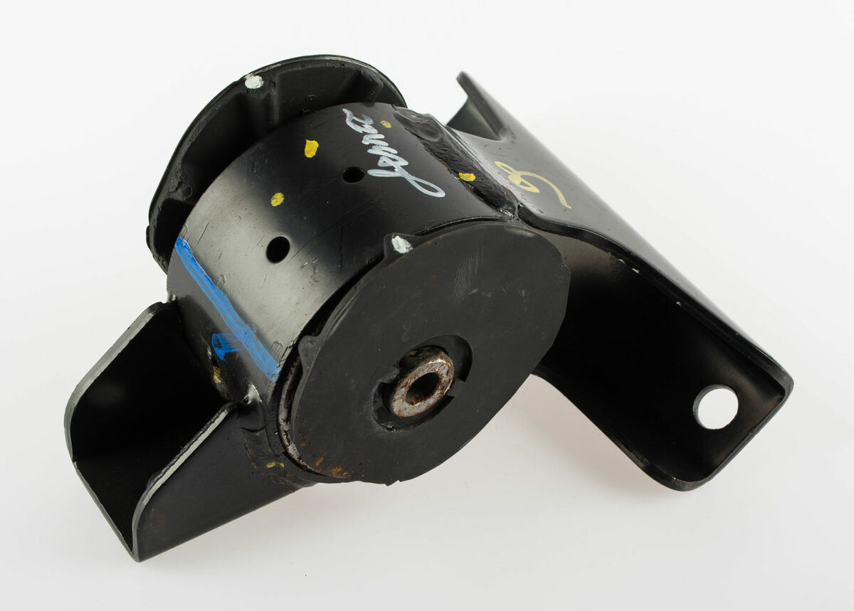 Engine Mounting Suzuki Alto