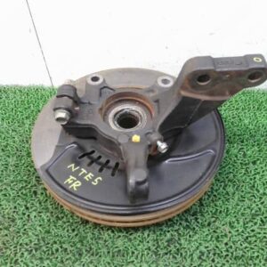 Front Hub Nissan Note