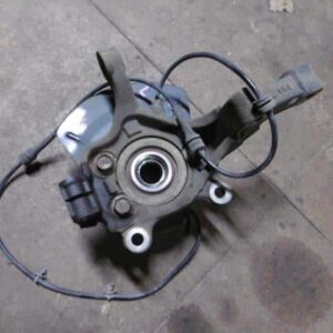 Front Hub Nissan Tiida wingroad y12 bluebird