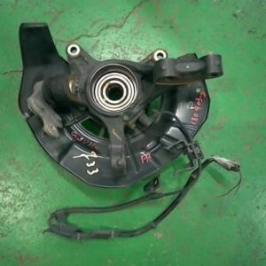 Front Hub Toyota Harrier