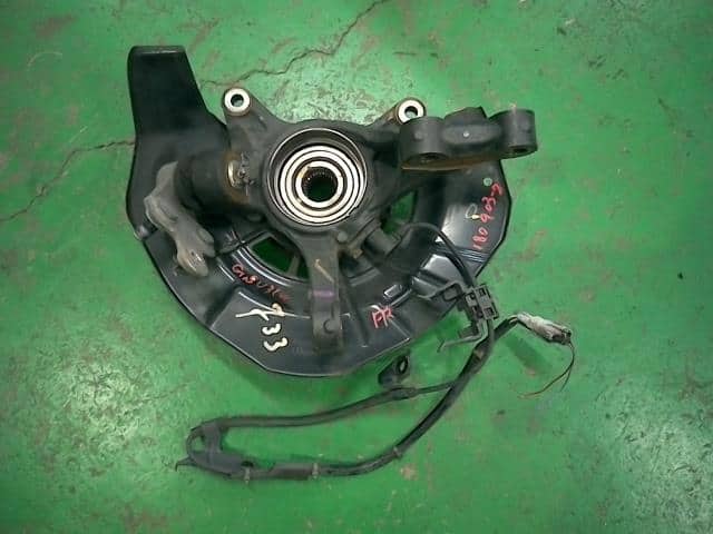 Front Hub Toyota Harrier