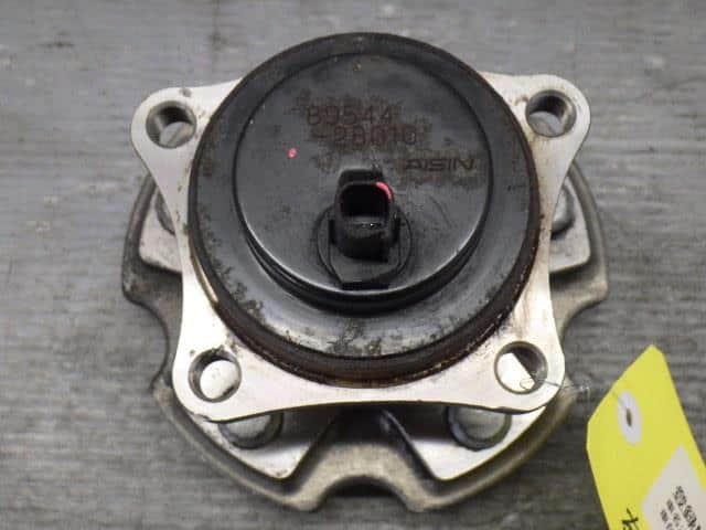 Rear Hub Toyota Alphard