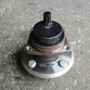 Rear Hub Toyota Axio