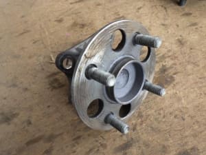 Rear Hub Toyota Belta Ractis