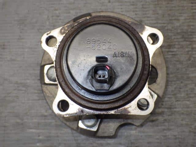 Rear Hub Toyota Noah