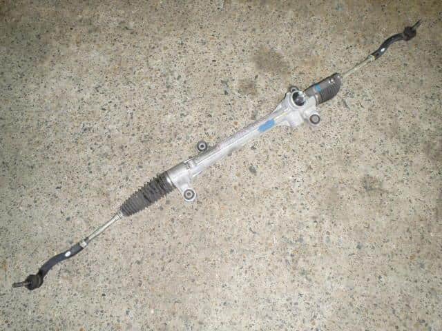 Steering rack Toyota Isis